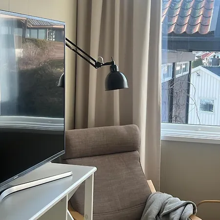 Naer Color Line I Larvik * Lii